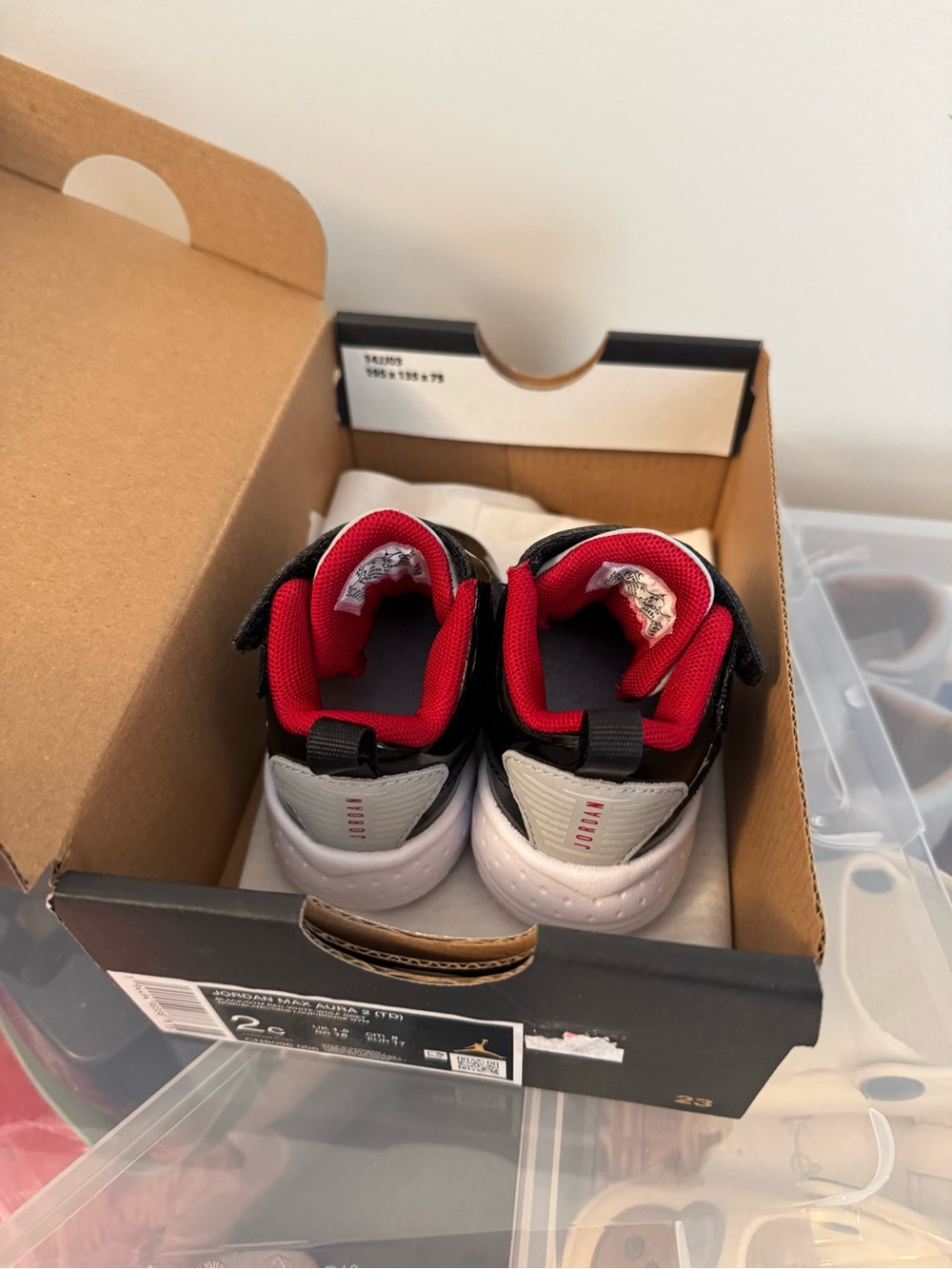 Jordan max aura 2 size 2C